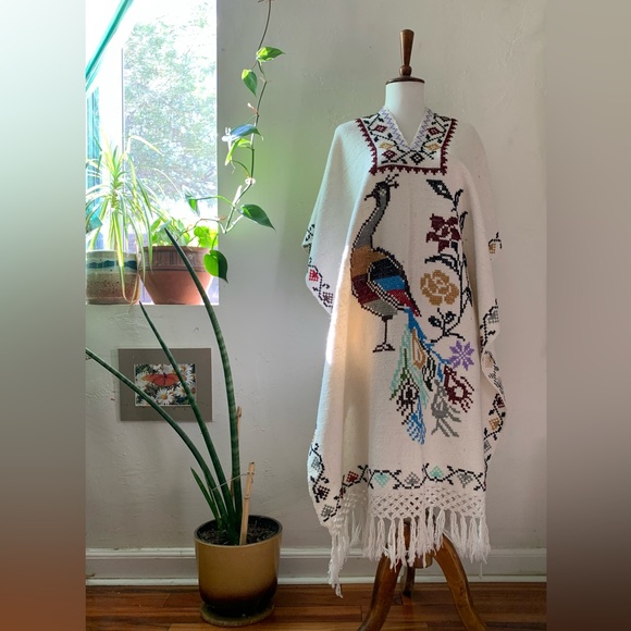 Beautiful handmade one of a kind poncho - Picture 1 of 6